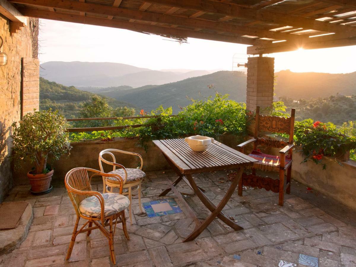 Casa La Valle, Gubbio, Frazione Santa Cristina Bed & Breakfast Dış mekan fotoğraf
